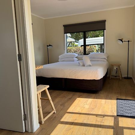 Cambridge Top 10 Holiday Park Екстериор снимка