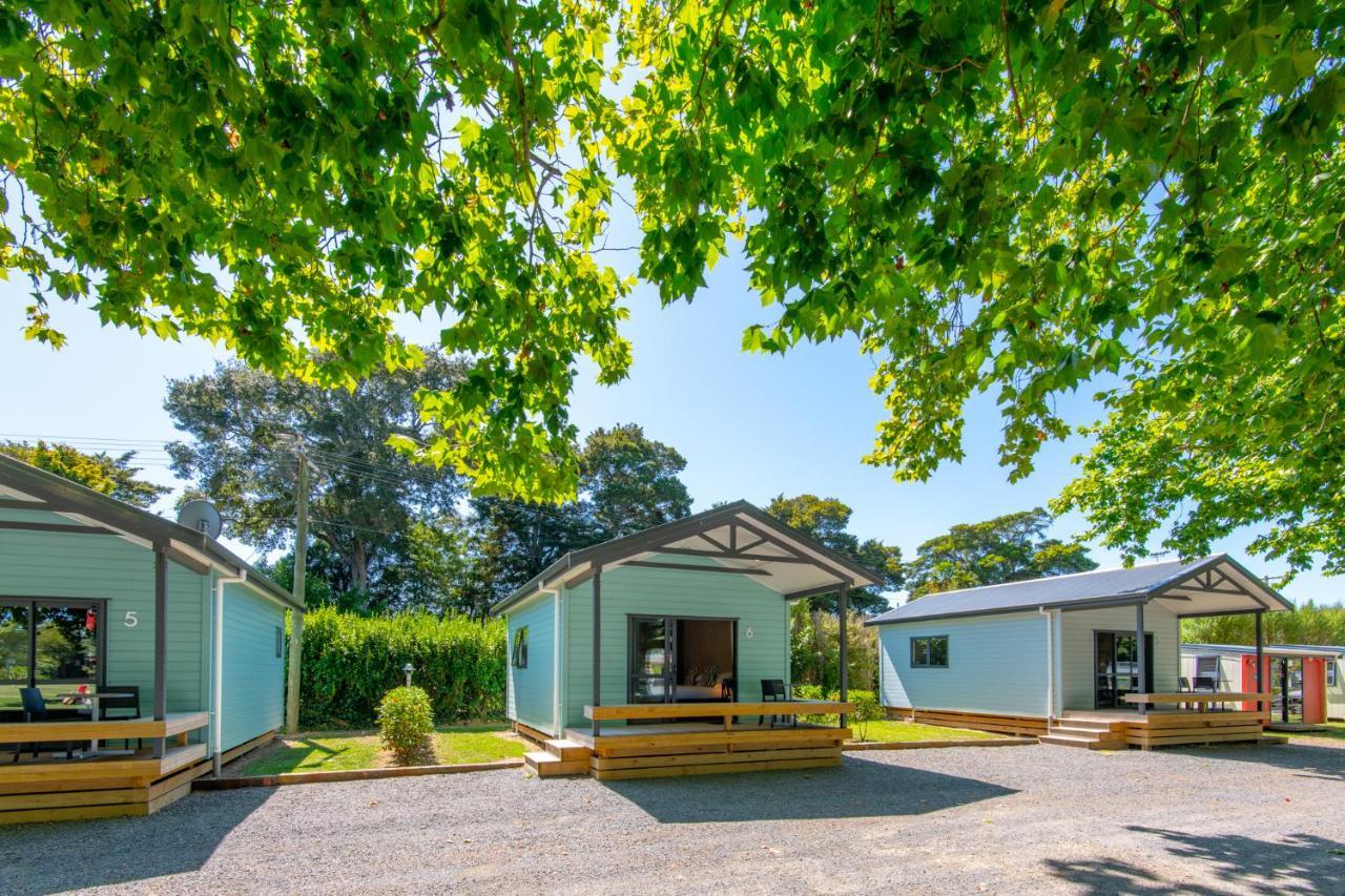 Cambridge Top 10 Holiday Park Екстериор снимка