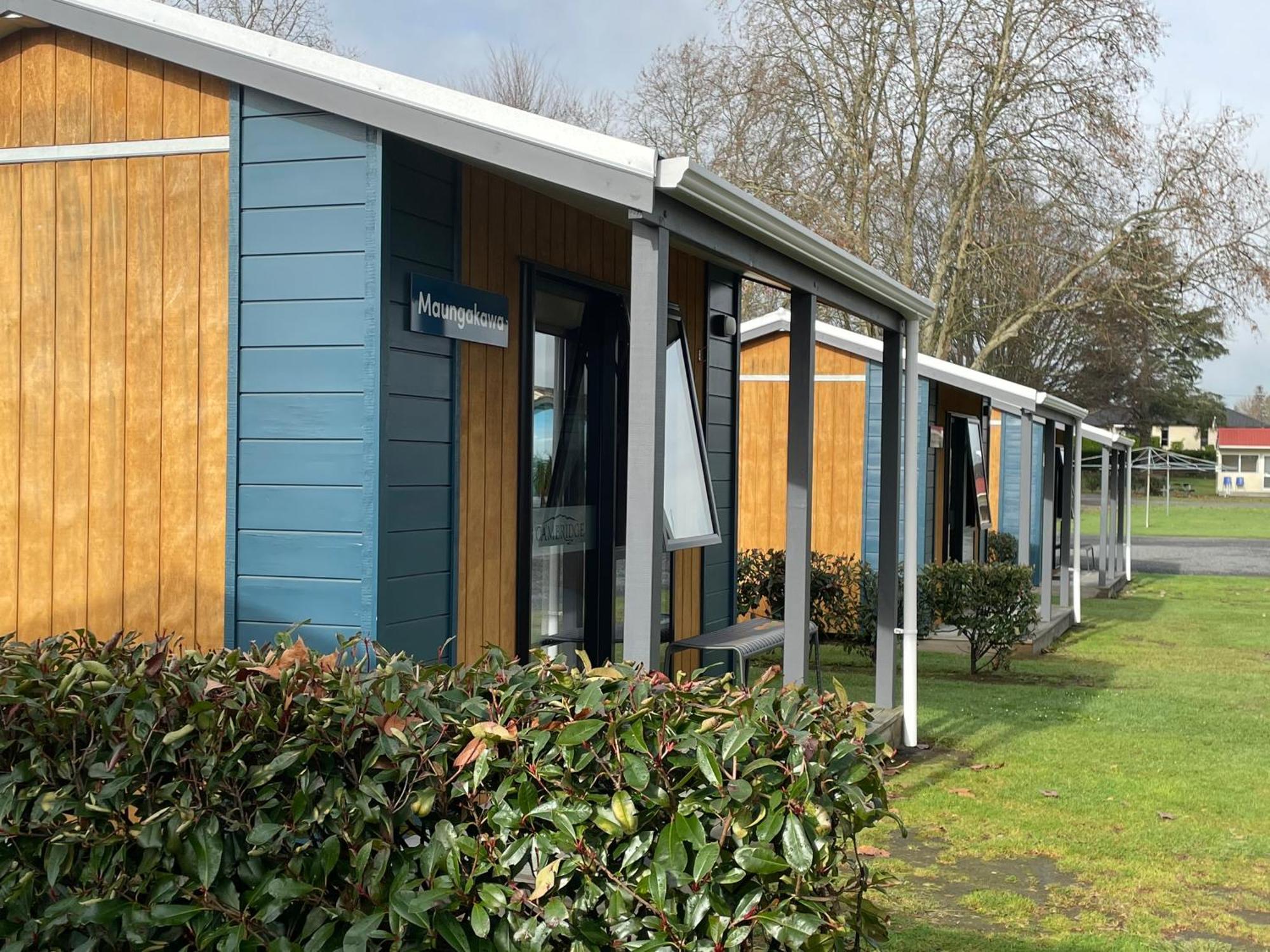 Cambridge Top 10 Holiday Park Екстериор снимка